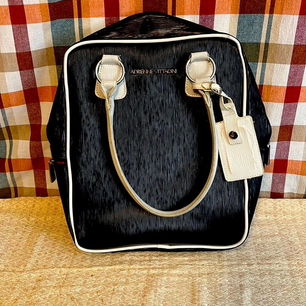 Adrienne Vittadini Carry on Tote Large